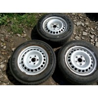 Комплект R16 T5 volkswagen 5*120 dia 65 4шт + 215/65/16с Maxxis 5mm/4шт